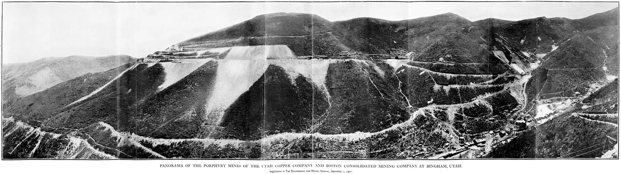 Panorama of the porphyry copper mines of the Utah Copper Company and the Boston Consolidated Mining Company at Bingham, Utah, in 1907.