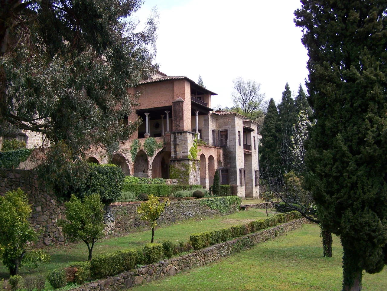 Fotografía del monasterio de Yuste, Cáceres, España