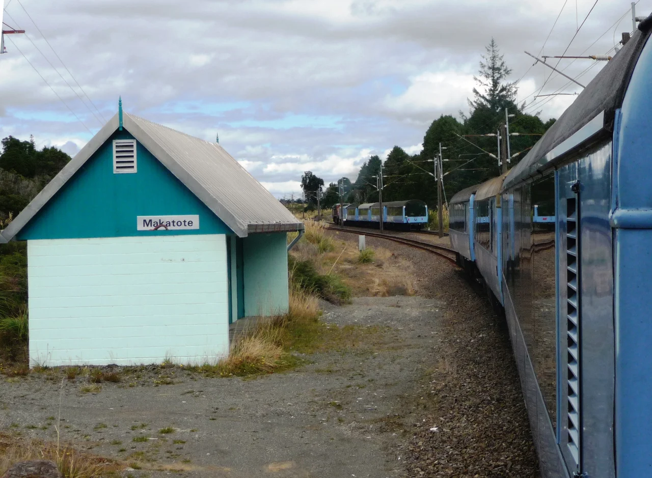Overlander trains crossing in 2009