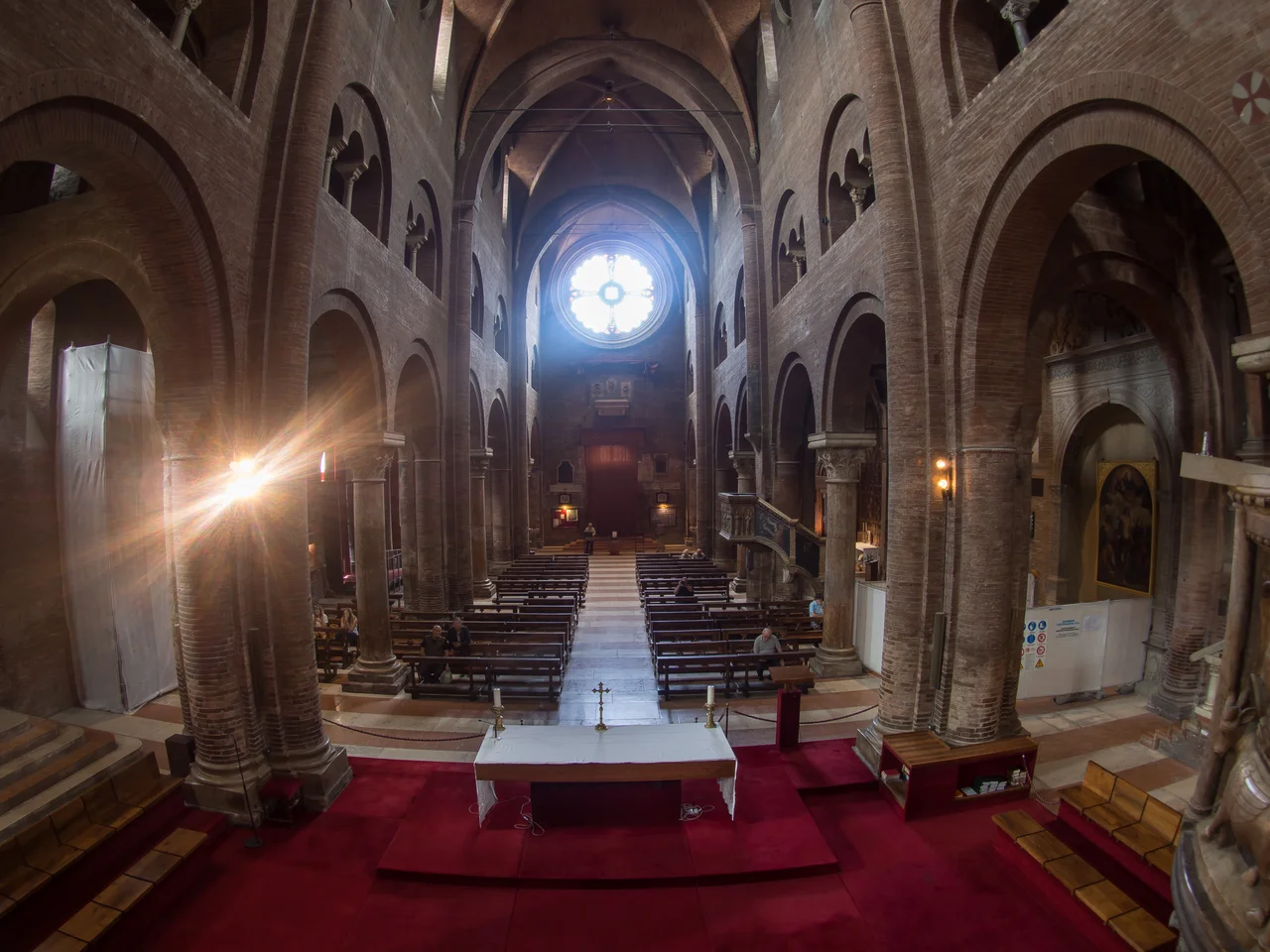 Modena Cathedral inside