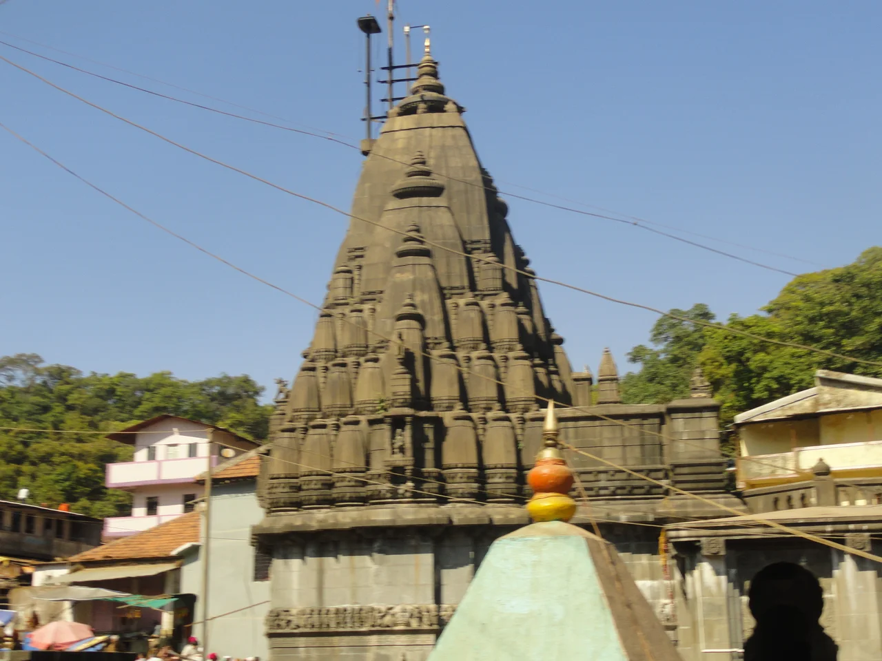 One of the twelve Jyotirlingas of India
ଭାରତର ଦ୍ବାଦଶ ଜ୍ୟୋତିର୍ଲିଙ୍ଗ ଭିତରୁ ଗୋଟିଏ